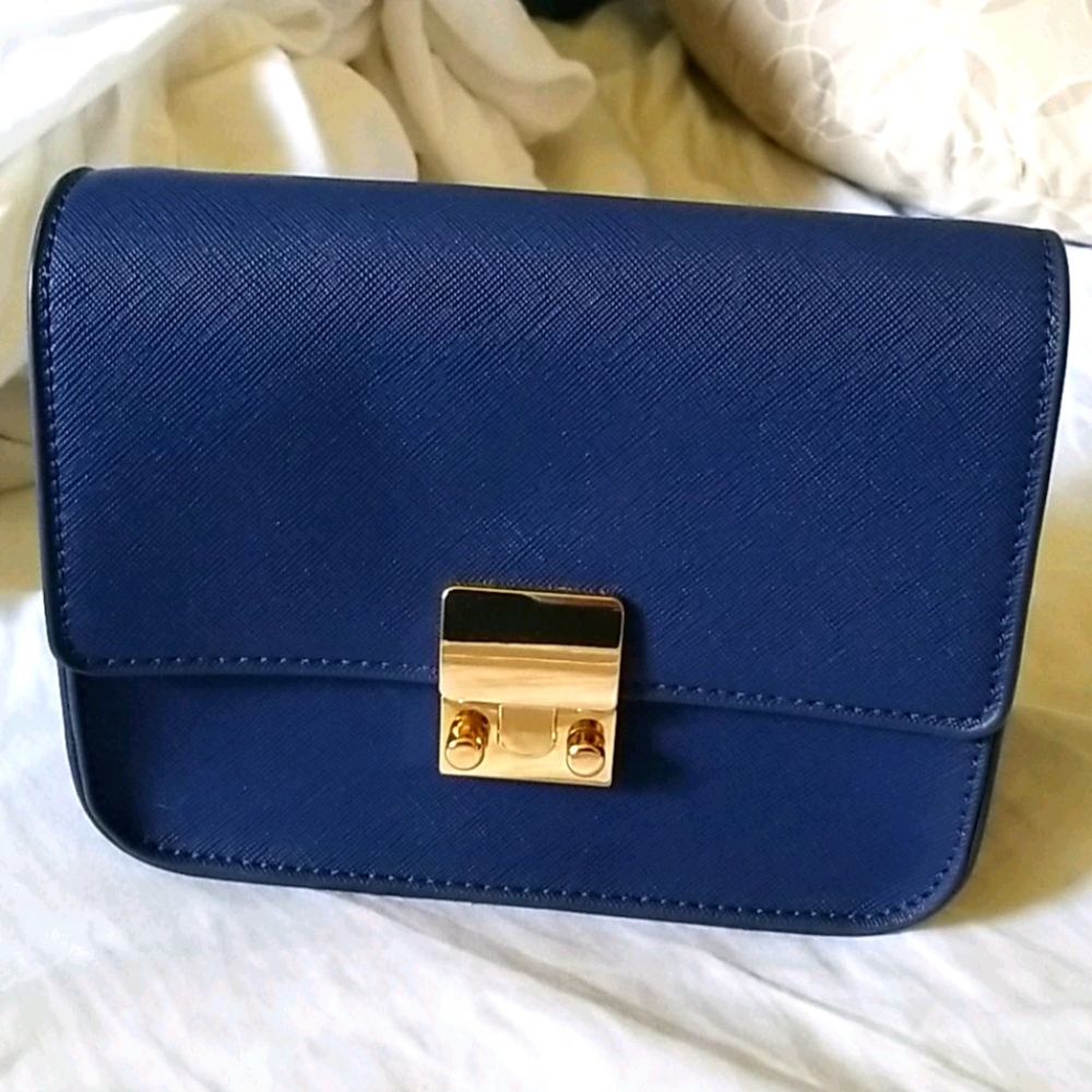 Clark's crossbody bag